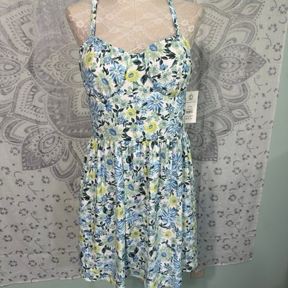 Nwt $26 No Boundaries Crochet Back Fit & Flare Mini Dress Floral White Green L